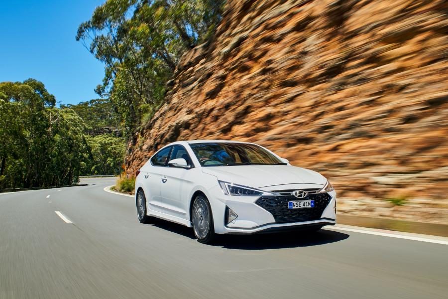  Hyundai Elantra Sport (AD) 2019 года  (AU) (фото 5 из 15)